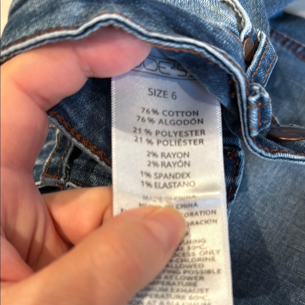 Joe’s Jeans - Picture 3 of 5